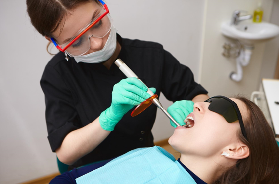 Understanding the Advanced Root Canal Treatment Techniques in Dubai